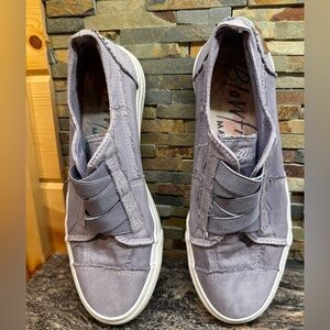 Blowfish shoes. Size 9